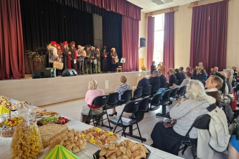 Scenoje Klaipėdos miesto filialo dramos studija Meleta 2